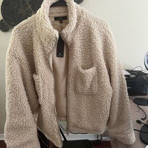 Cream/tan teddy jacket (brand new)